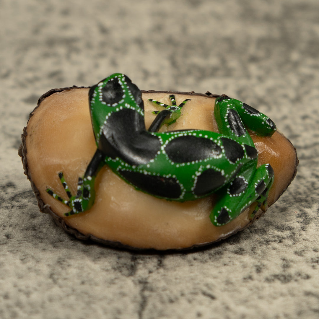 Black Green And White Frog Tagua Carving