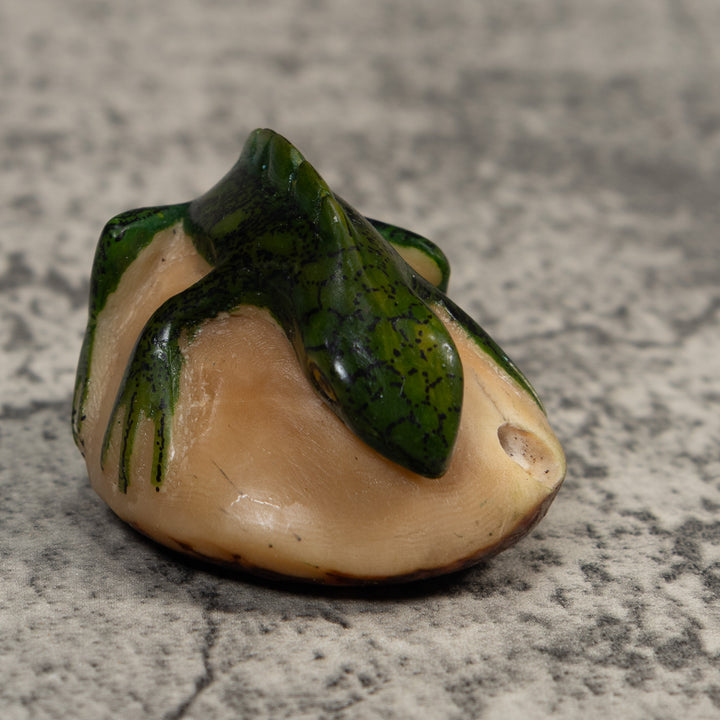 Vintage Green Iguana Lizard Tagua Carving