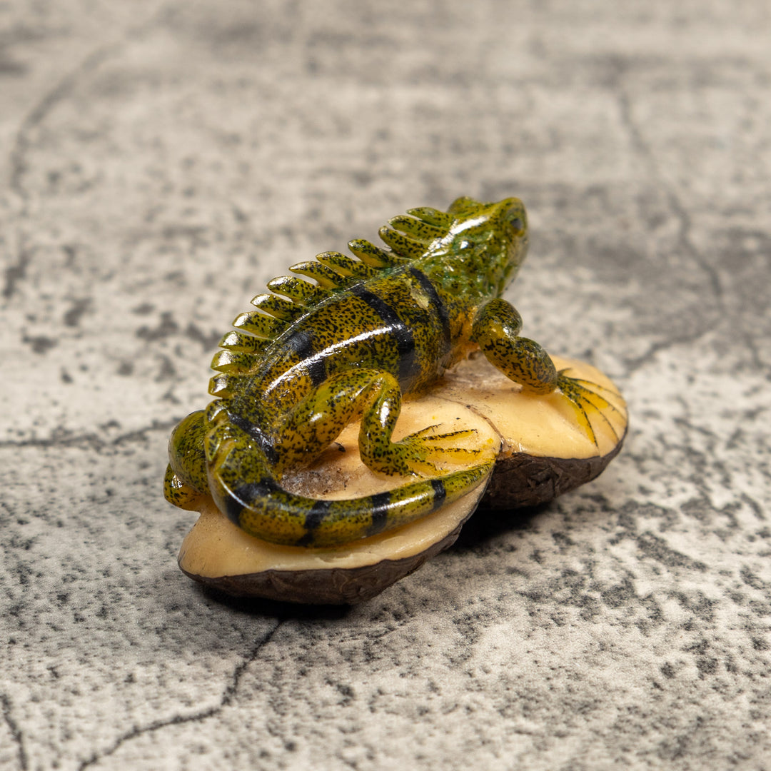 Double Nut Iguana Lizard Tagua Carving