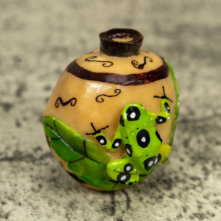 Green Frog On Etched Vase Tagua Carving
