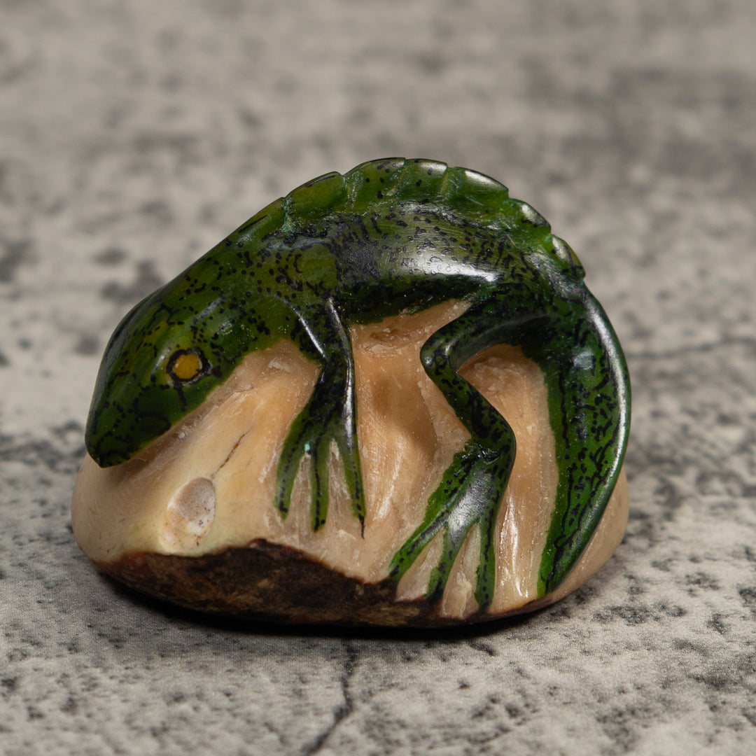Vintage Green Iguana Lizard Tagua Carving