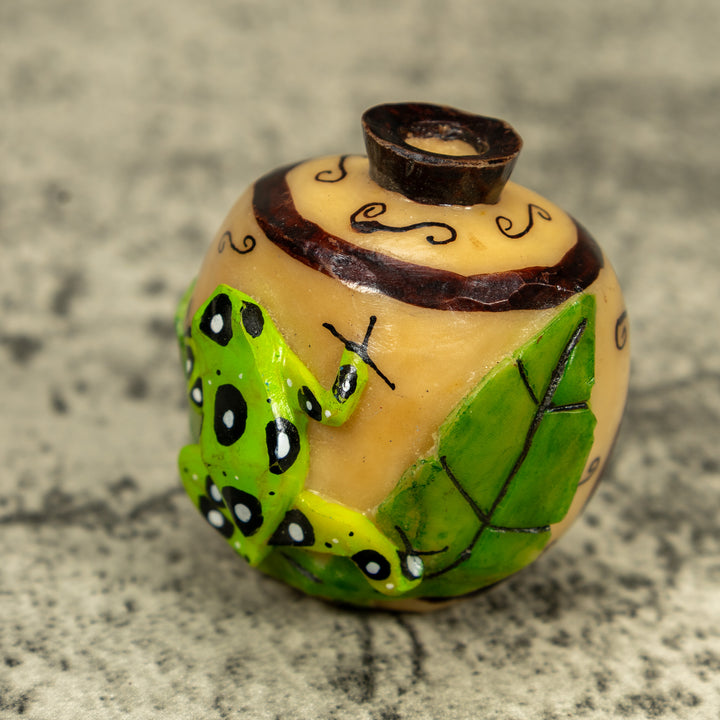 Green Frog On Etched Vase Tagua Carving