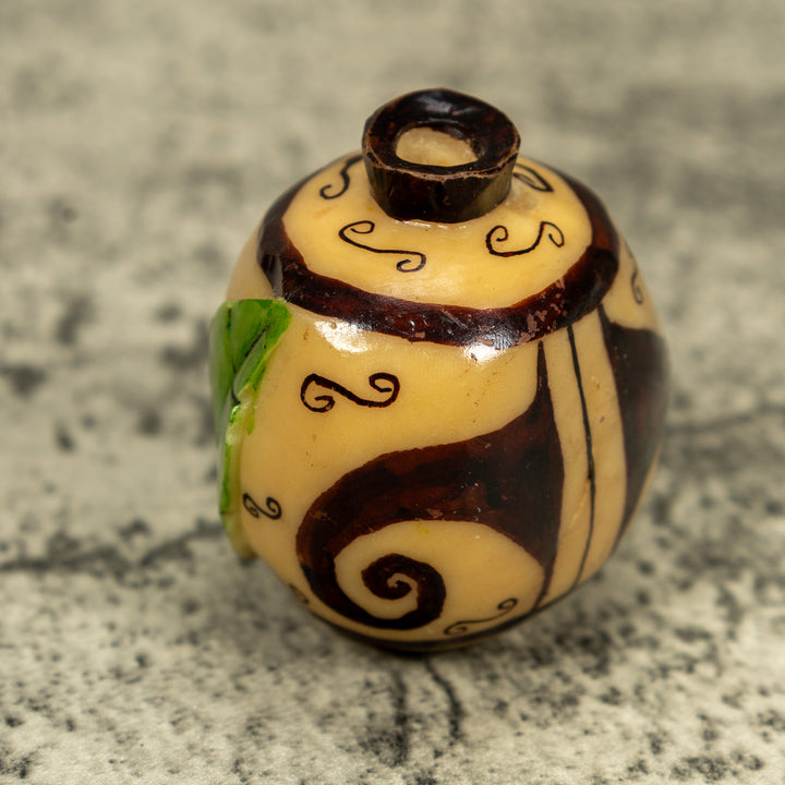 Green Frog On Etched Vase Tagua Carving