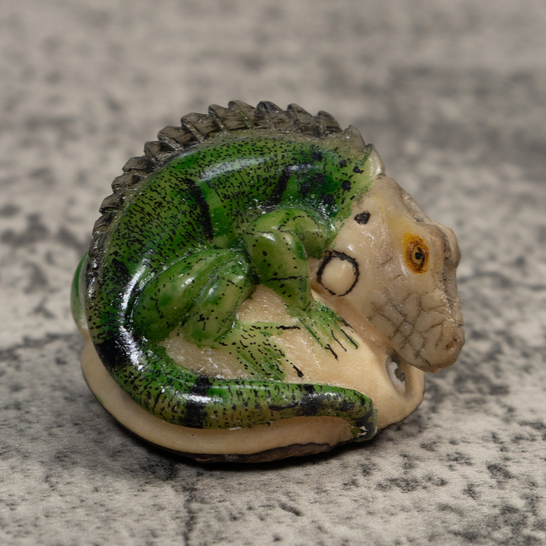 Vintage Green Iguana Lizard Tagua Carving