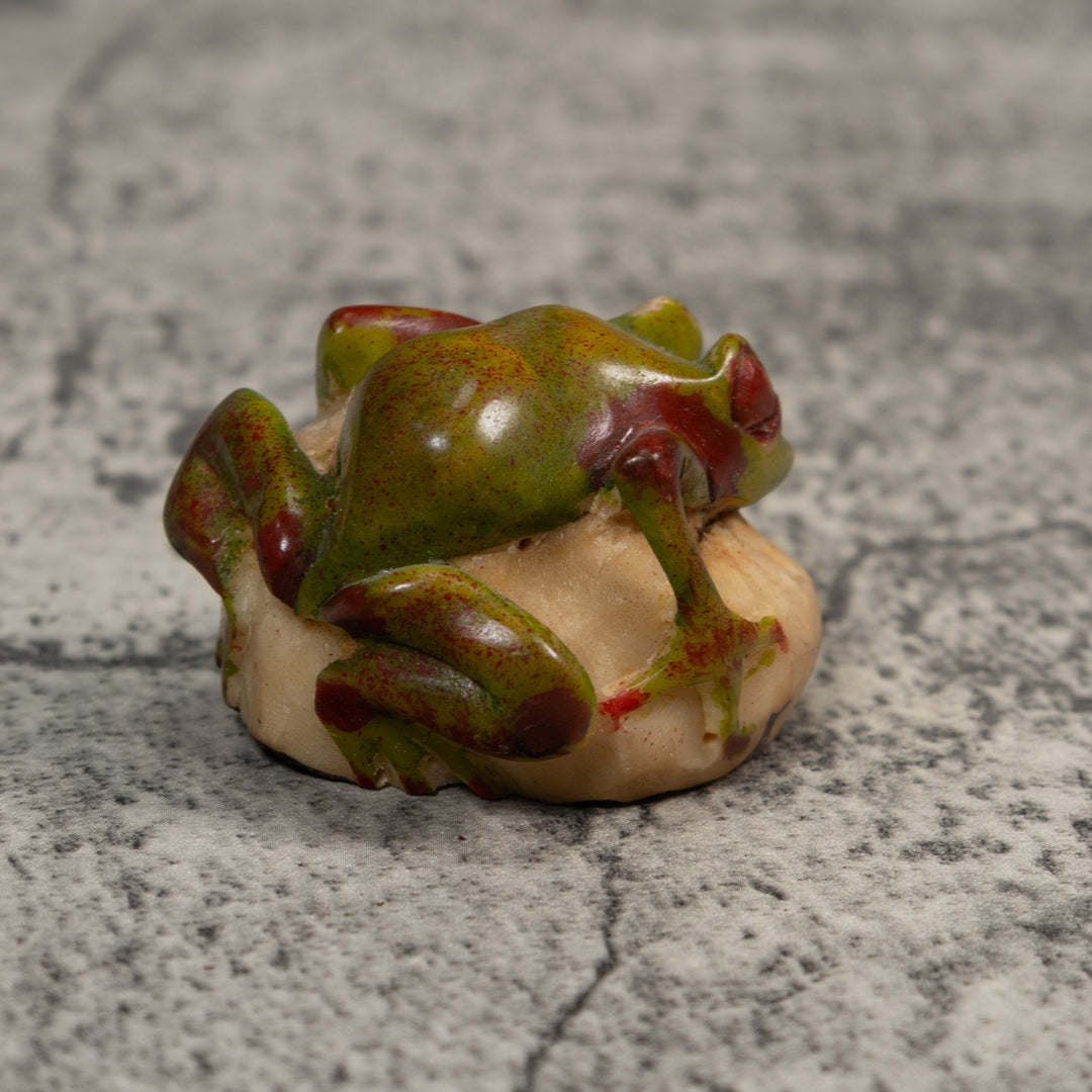 Vintage Green And Red Poison Dart Frog Tagua Carving