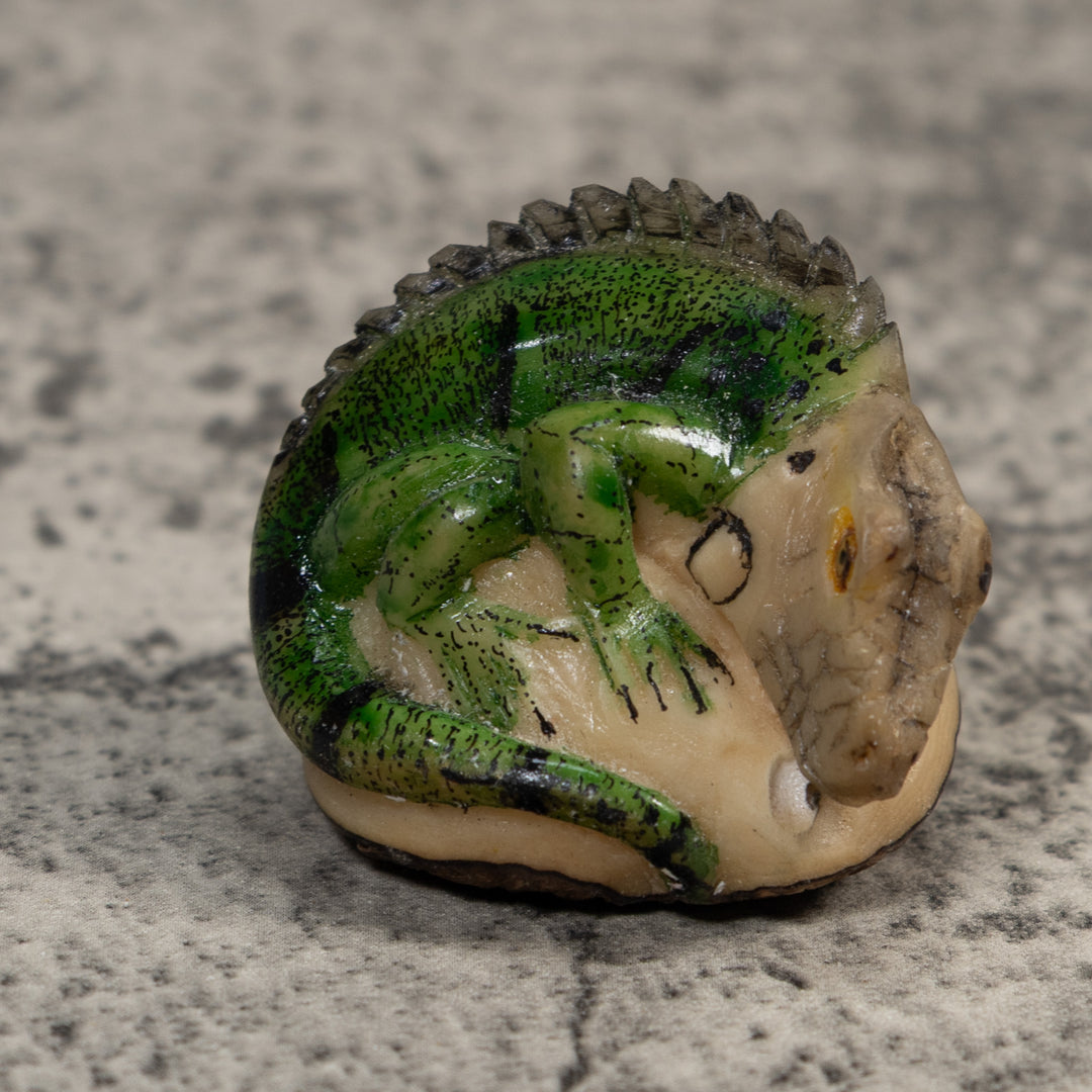 Vintage Green Iguana Lizard Tagua Carving