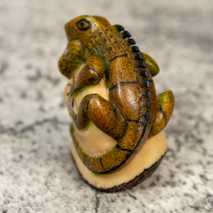Brown And Black Iguana Lizard Tagua Carving