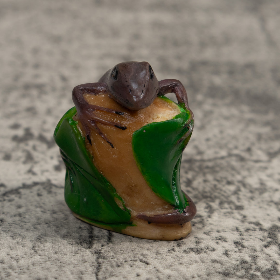 Brown And Green Gecko Lizard Tagua Carving