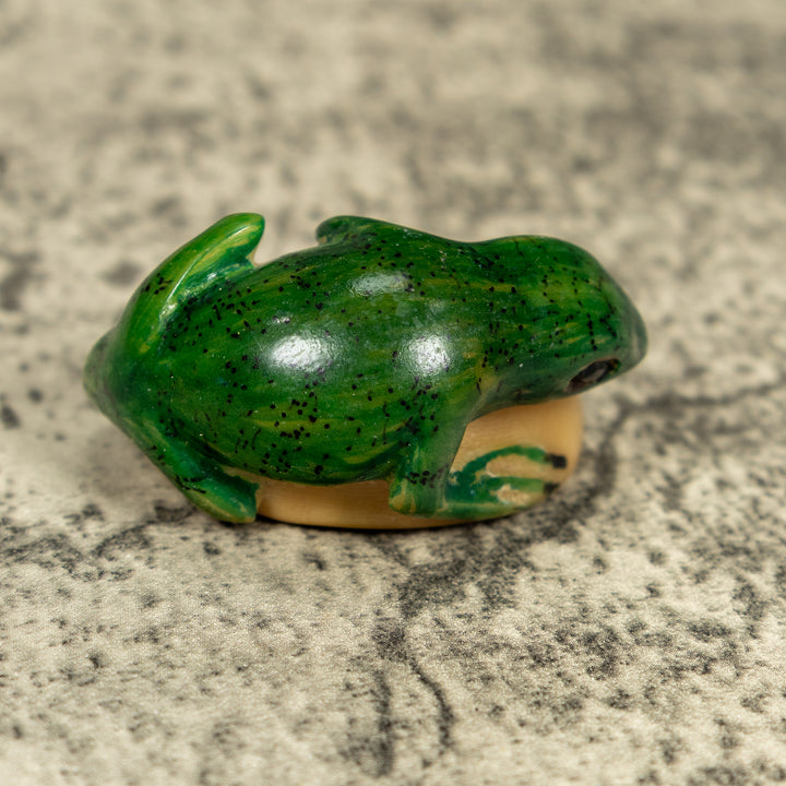 Vintage Green Iguana Lizard Tagua Carving