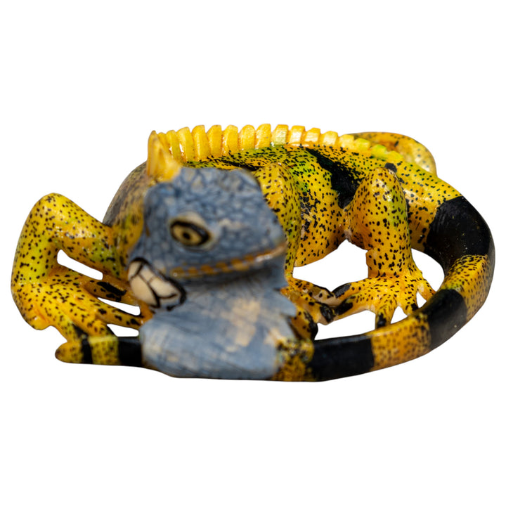 Brown Iguana Lizard Pendant Tagua Carving