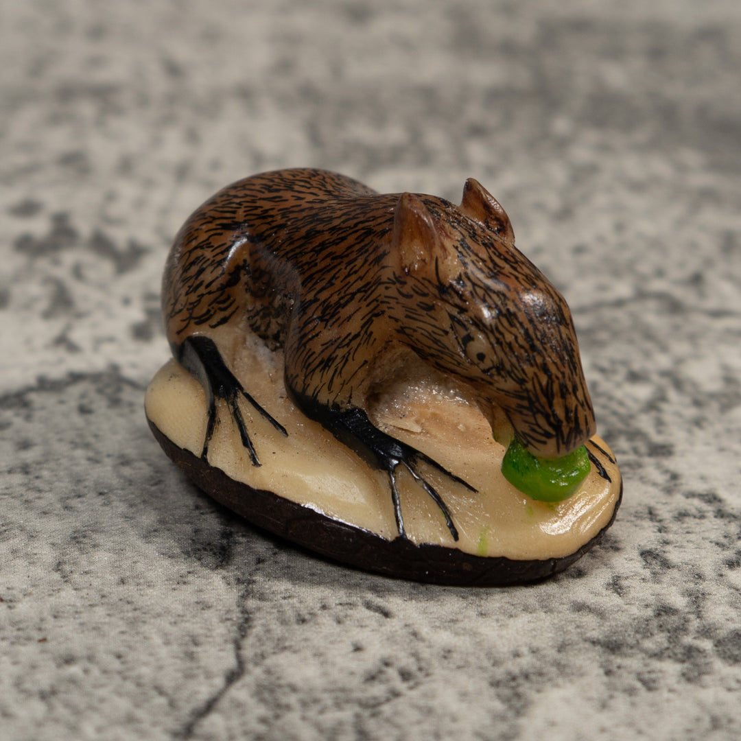 Neque Agouti Tagua Carving