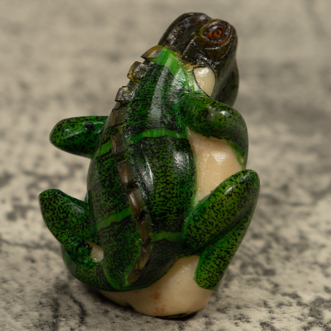 Iguana Lizard Reptile Tagua Carving