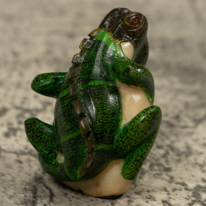 Iguana Lizard Reptile Tagua Carving