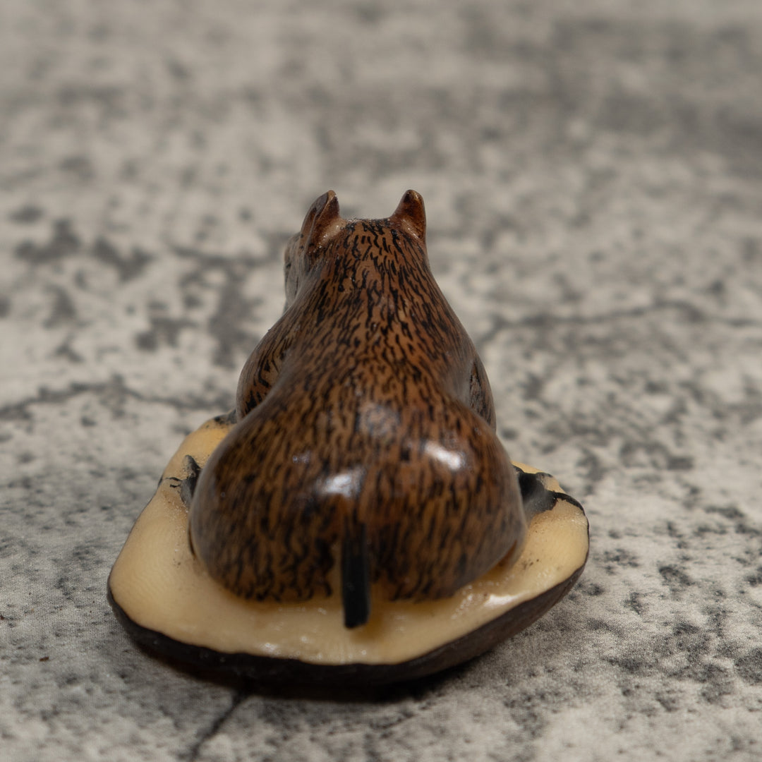 Neque Agouti Tagua Carving