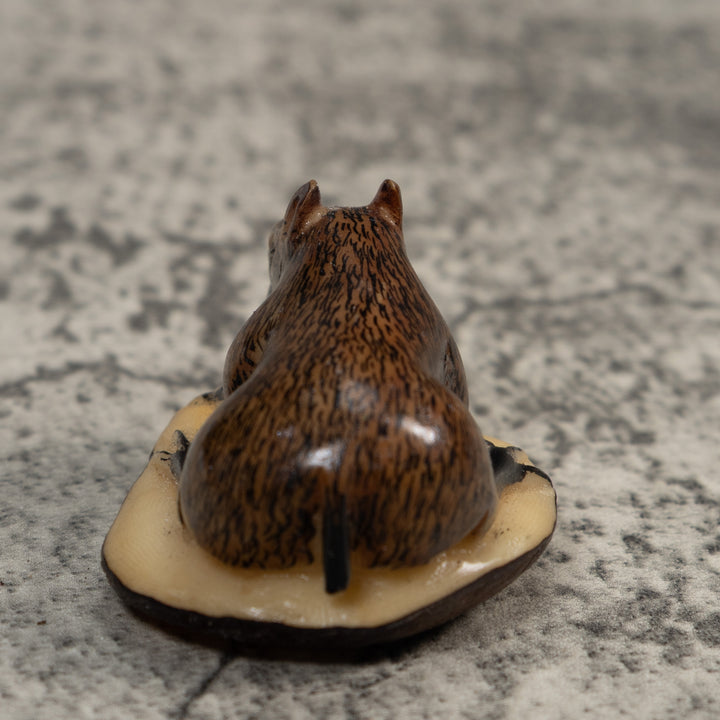 Neque Agouti Tagua Carving