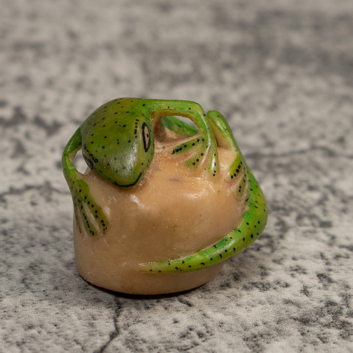 Green Gecko Lizard Tagua Carving