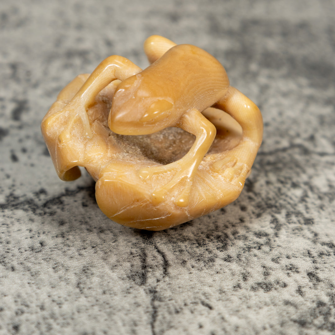 Vintage Natural White Frog Tagua Carving