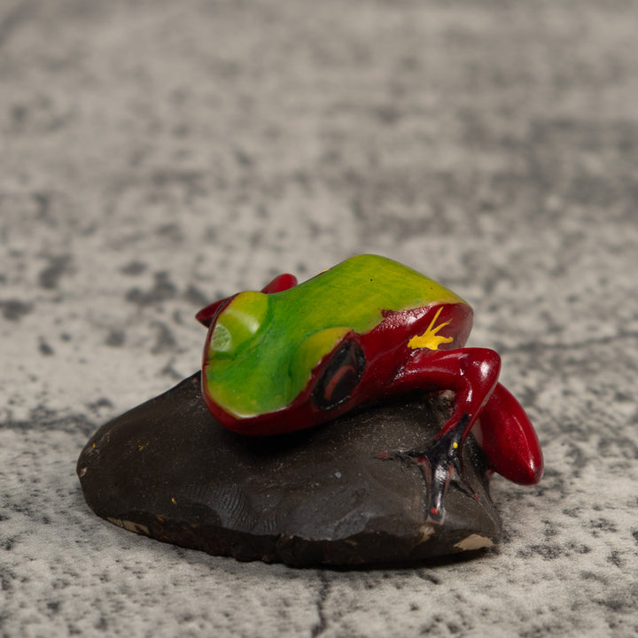 Vintage Green And Red Poison Dart Frog Tagua Carving