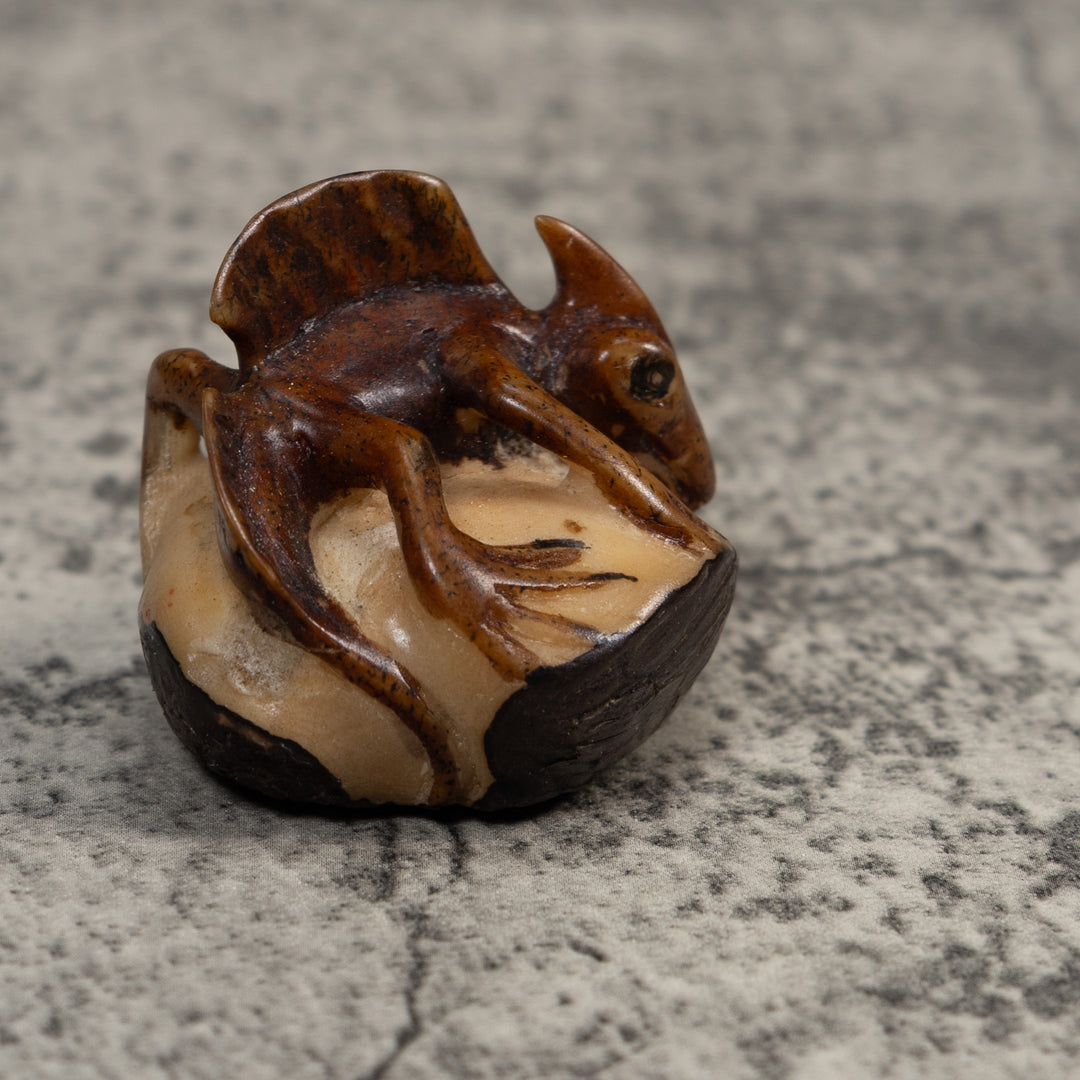 Vintage Brown Jesus Lizard Tagua Carving