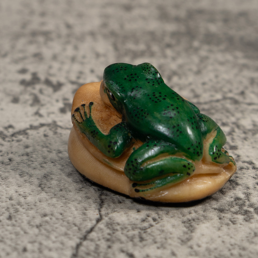Green Blowthroat Poison Dart Frog Tagua Carving
