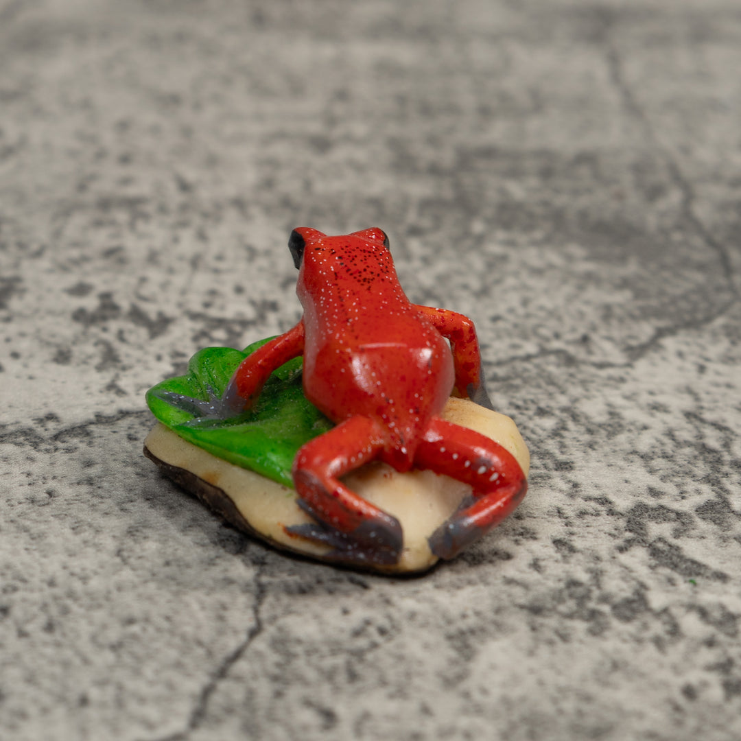 Red And Blsck-Eyed Poison Dart Frog Tagua Carving