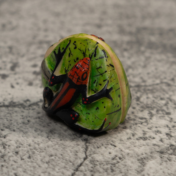 Double Red And Black Gecko Lizard Tagua Carving