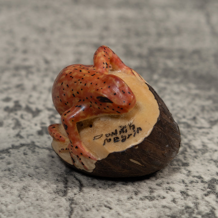 Brown Black Spots Gecko Lizard Tagua Carving