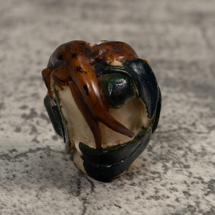 Double Brown Gecko Lizard Tagua Carving