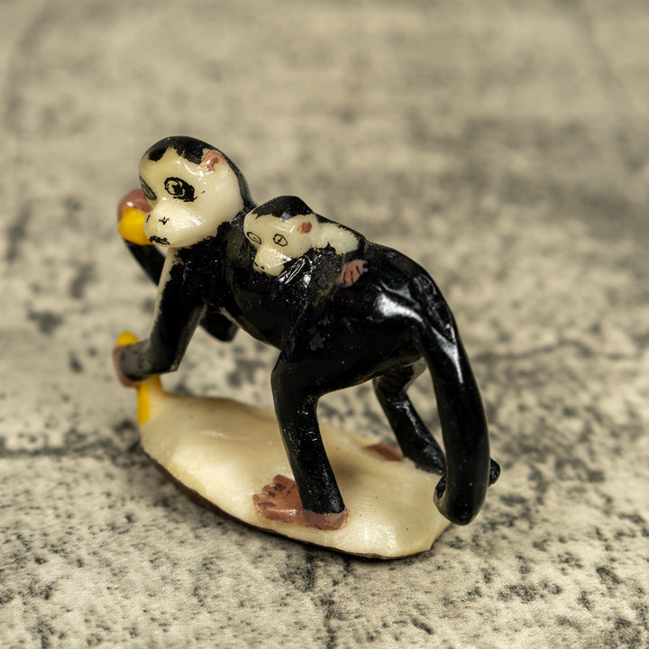 White Face Monkey With Infant Tagua Carving