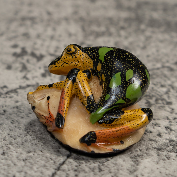 Vintage Gold Black And Green Frog Tagua Carving