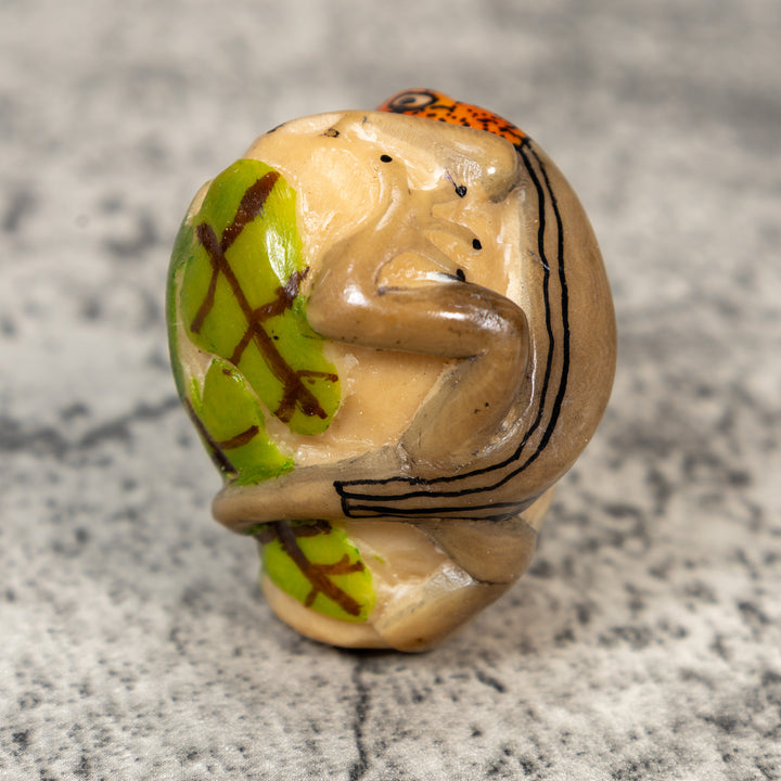 Redhead Gecko Lizard Tagua Carving