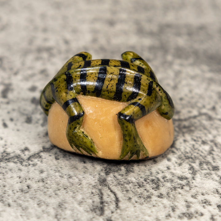 Vintage Iguana Lizard Tagua Carving
