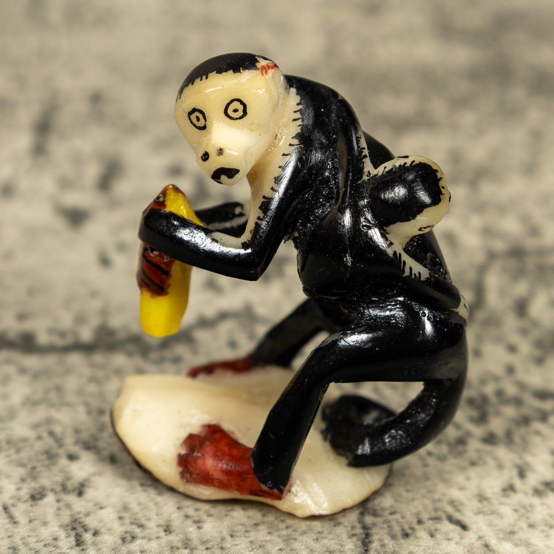 White Face Monkey With Infant Tagua Carving