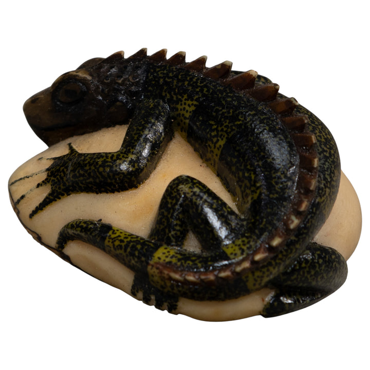 Vintage Green And Black Iguana Lizard Tagua Carving