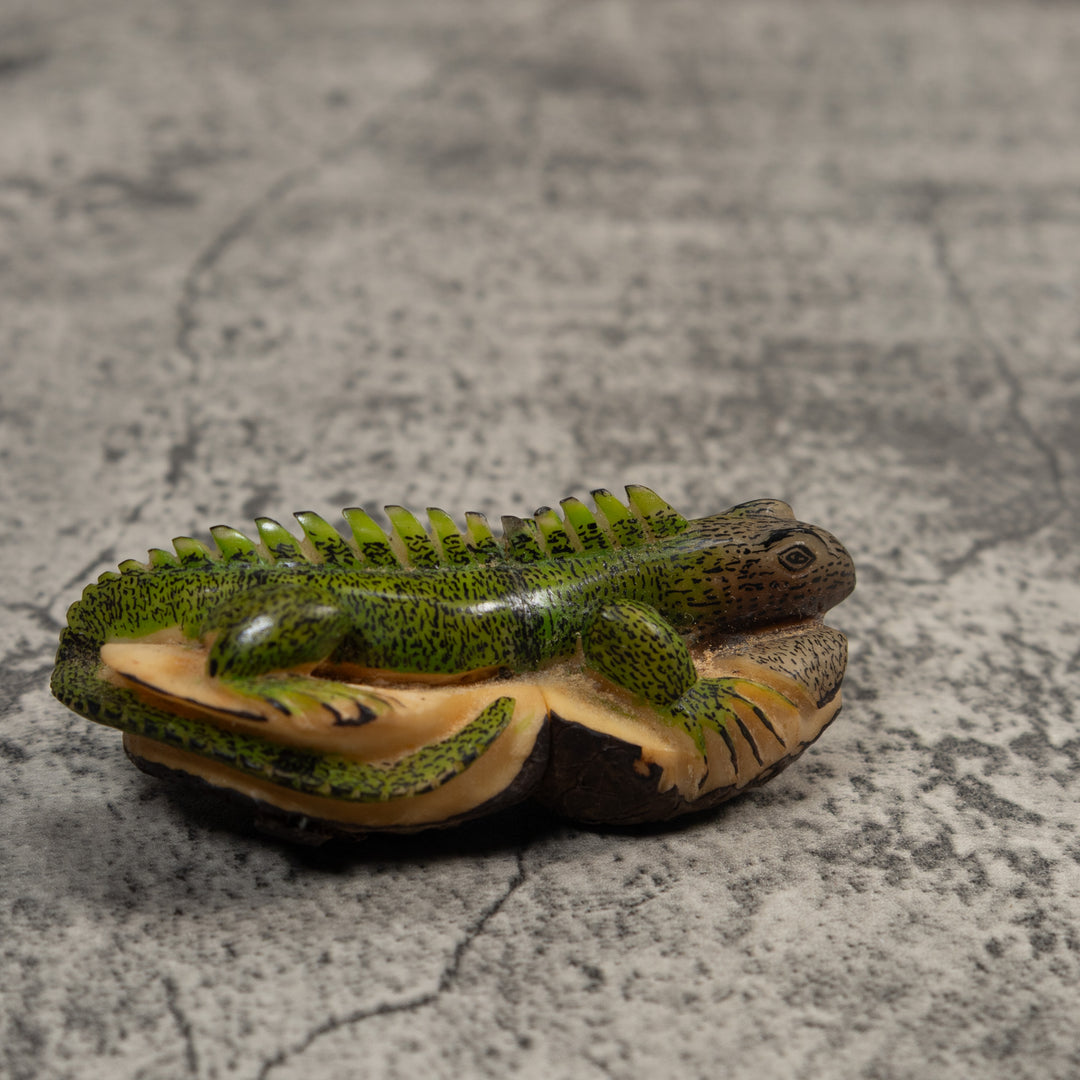 Double Nut Iguana Lizard Tagua Carving
