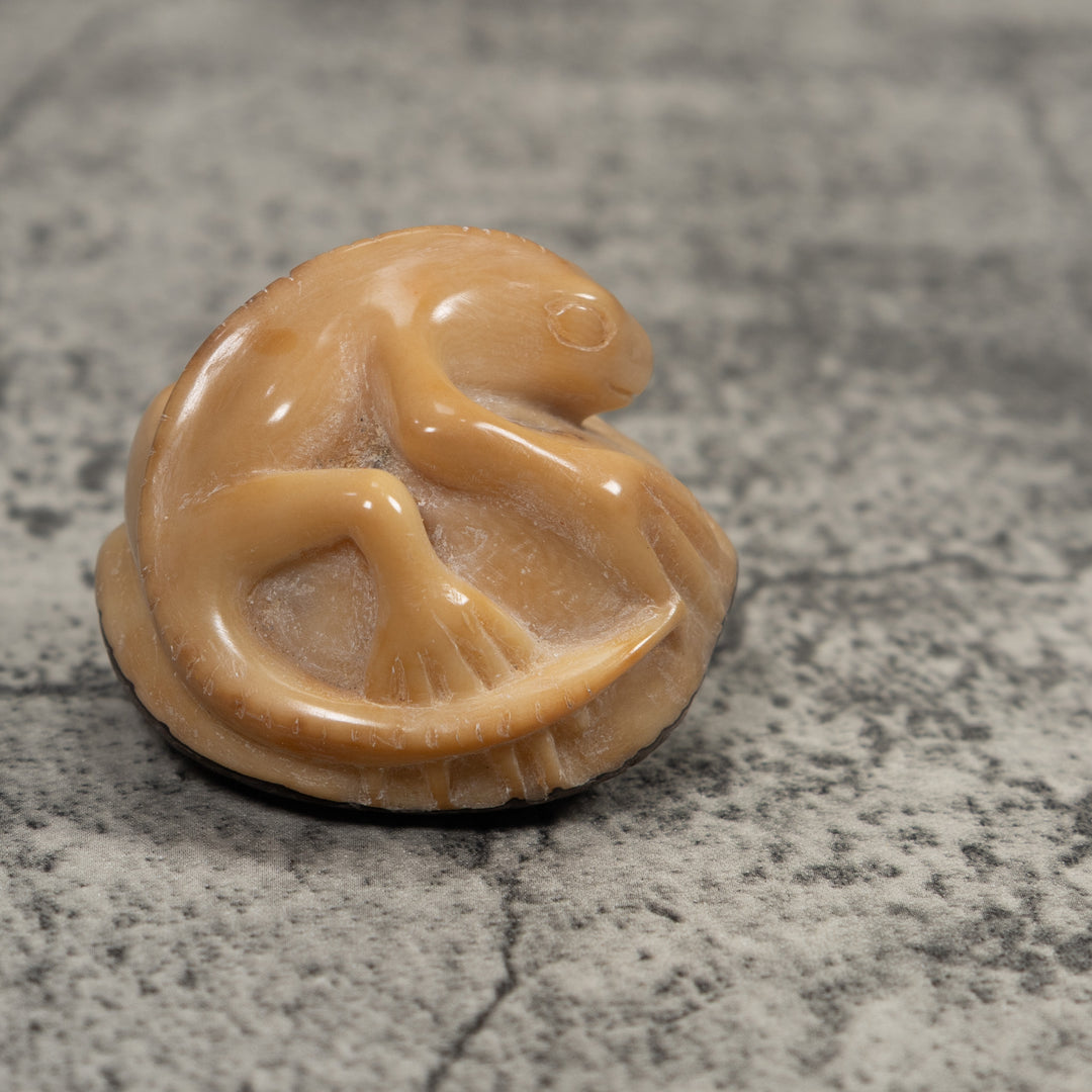 Vintage White Natural Iguana Tagua Carving