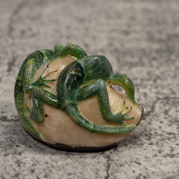 Double Green Iguana Lizard Tagua Carving