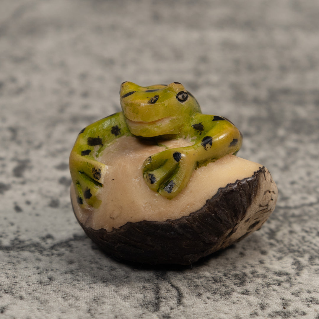 Vintage Green And Black Poison Dart Frog Tagua Carving