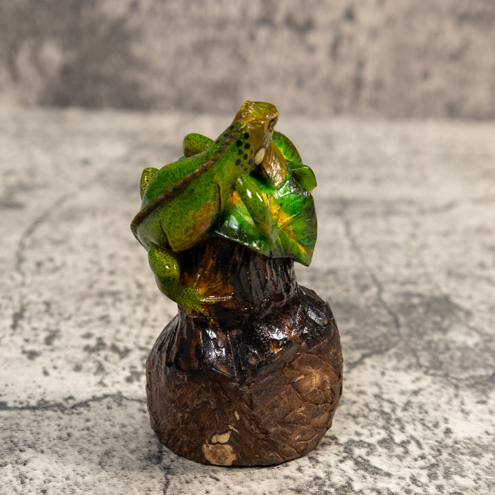 Iguana Lizard On Pedestal Tagua Carving