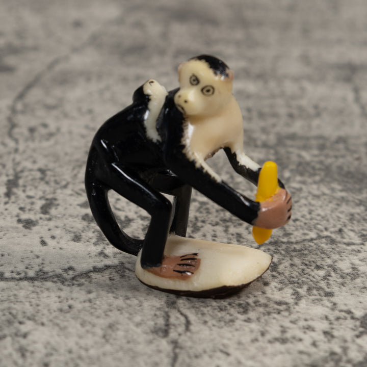 White face Monkey With Infant Tagua Carving