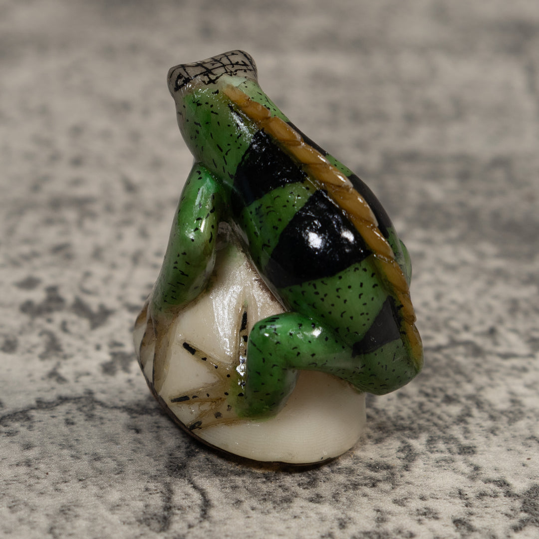 Green Iguana Lizard Tagua Carving
