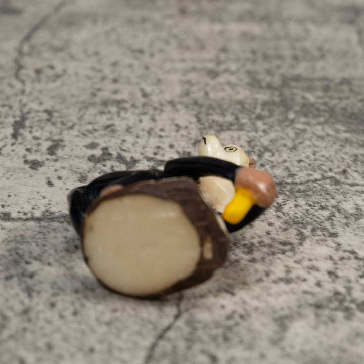 White face Monkey With Infant Tagua Carving