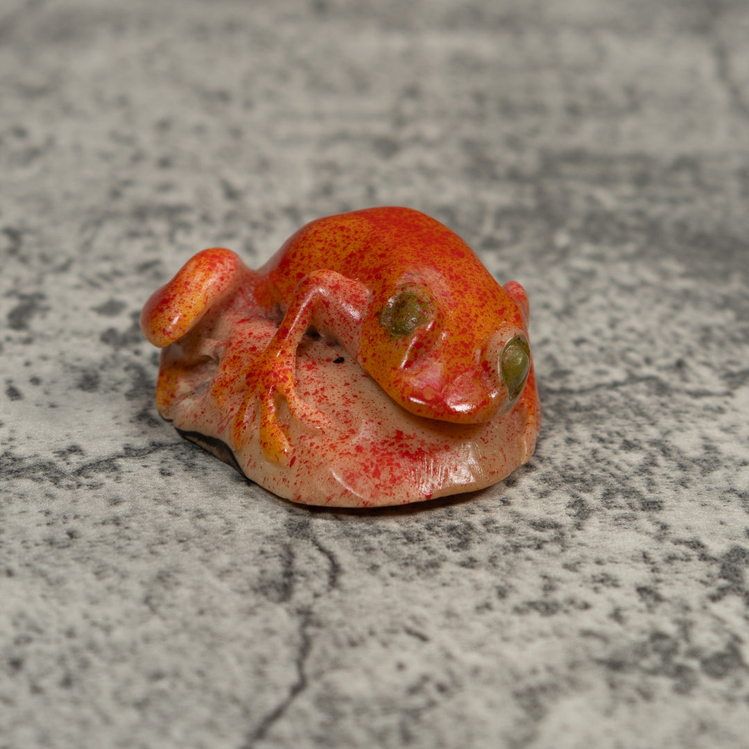 Vintage Red Unusual Poison Dart Frog Tagua Carving
