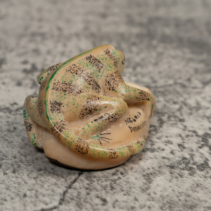 Vintage Green And Black Gecko Lizard Tagua Carving