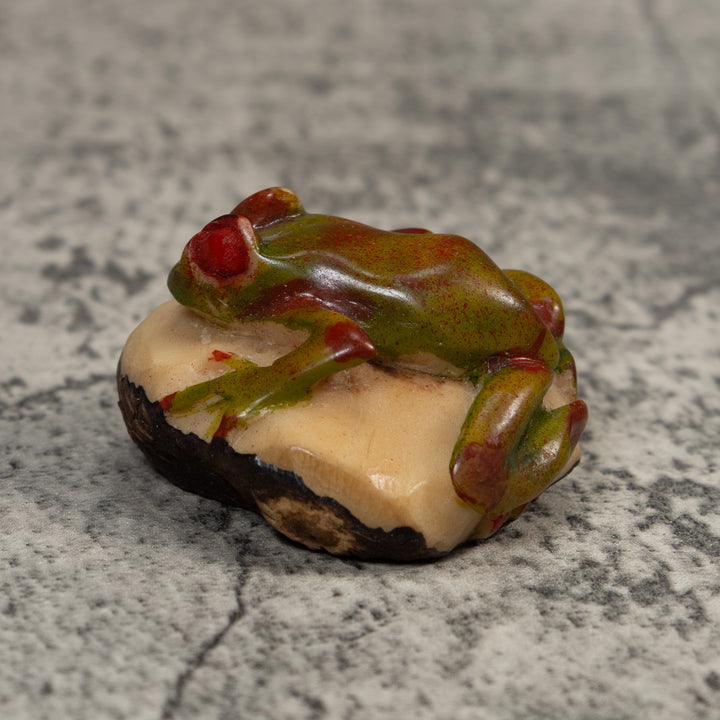 Vintage Green And Red Poison Dart Frog Tagua Carving