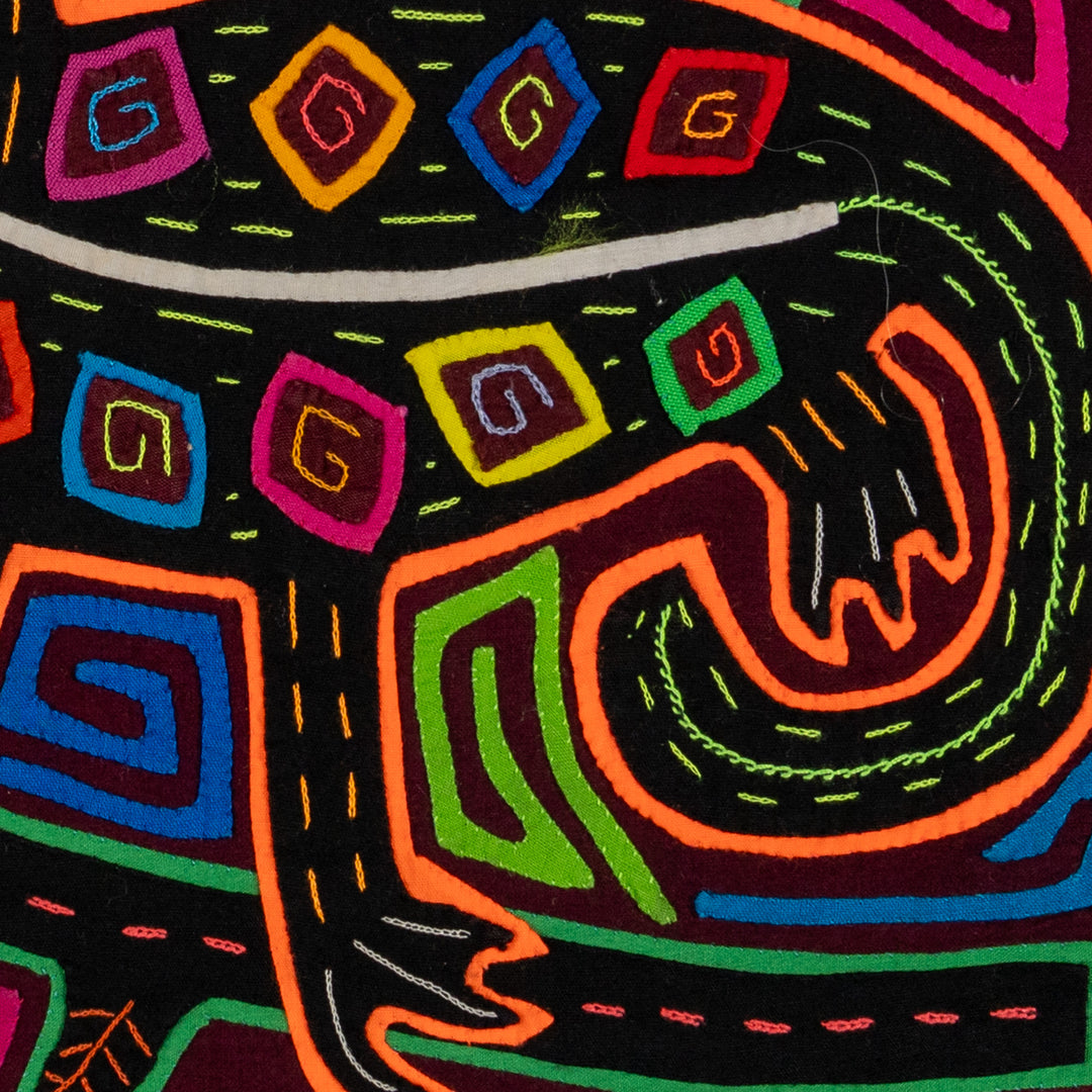 Kitty Cat Of The Mighty Jungle Mola