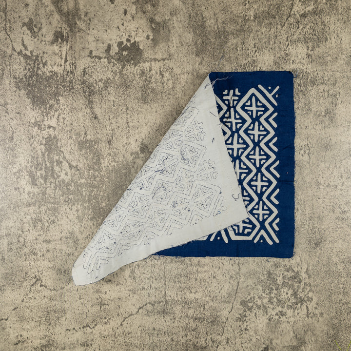 Blue And White Classic Design Mola