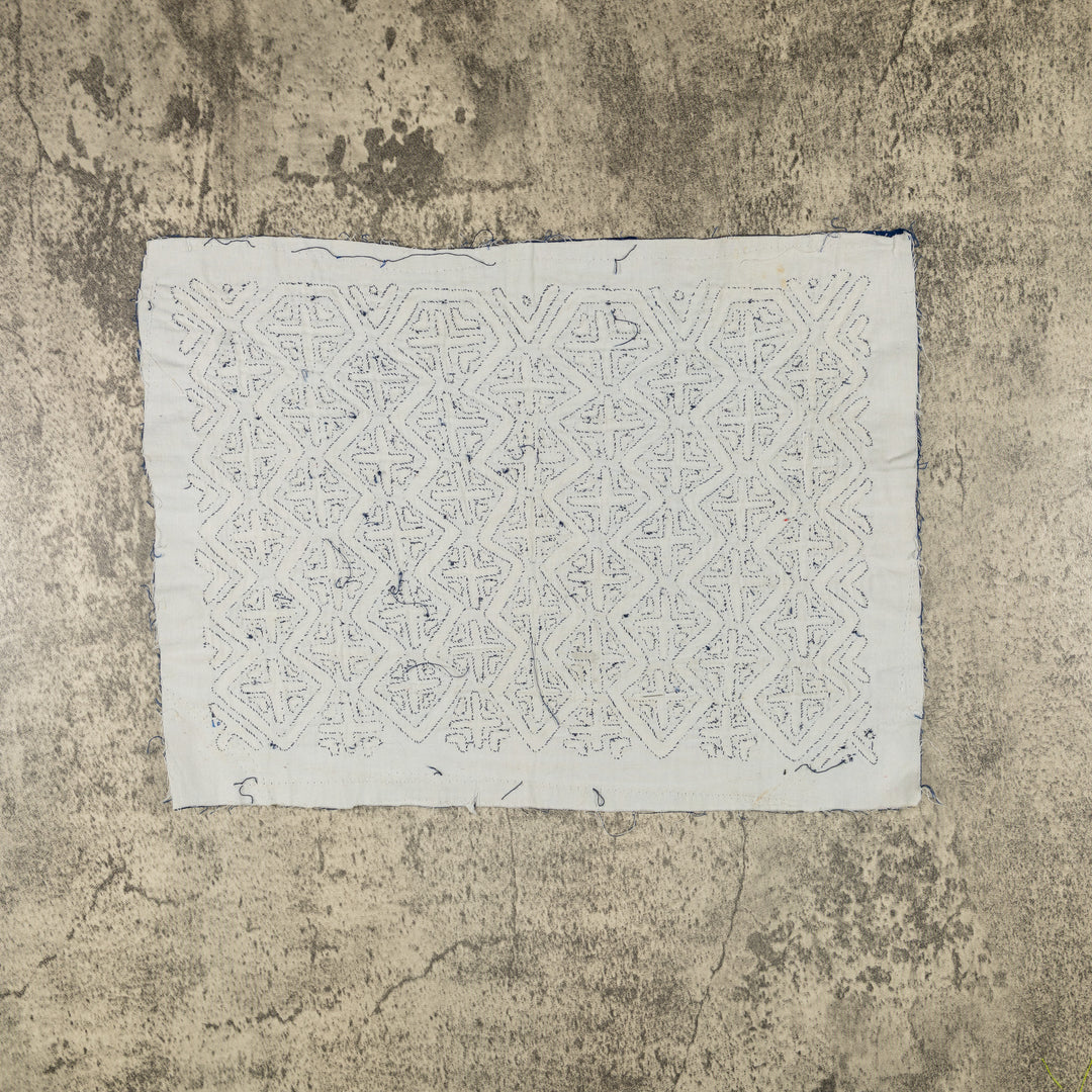 Blue And White Classic Design Mola