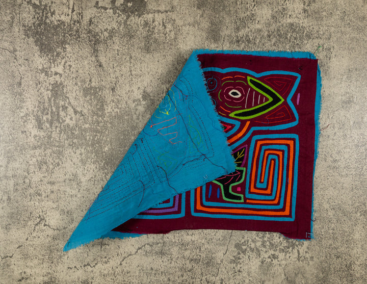 Burgundy And Blue Kissing Cousin Mola