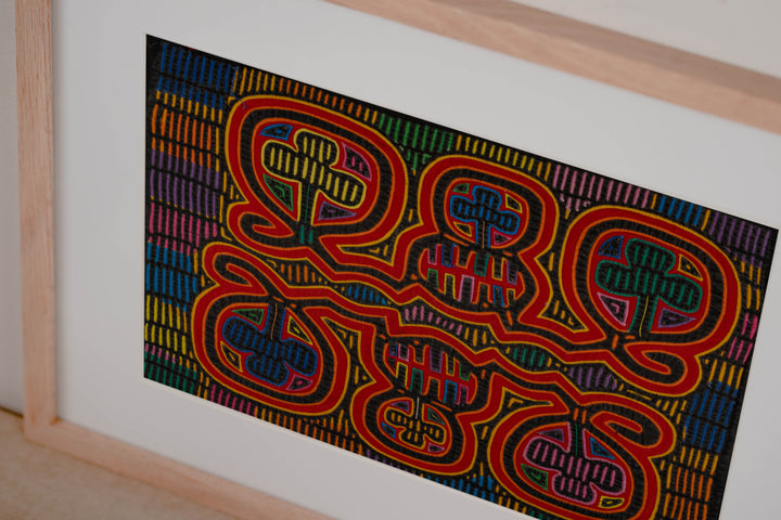 Museum Quality Large Classic Design Mola